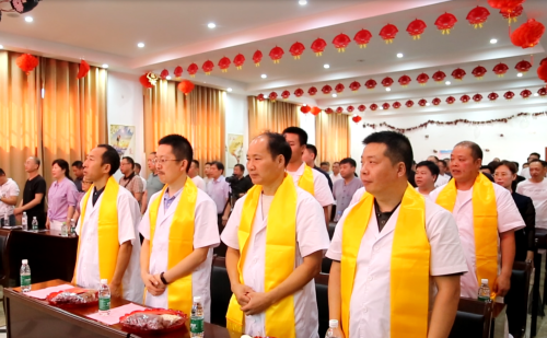 张中海主任  第十八批收徒仪式